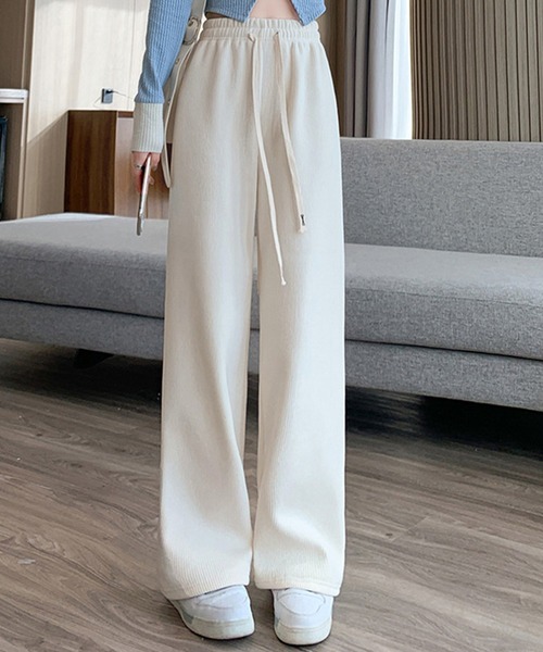 DAY CLOSET（デイ クローゼット）の「【裏起毛/大きいサイズ有/ゴム入り/調節紐付き】冬もぽかぽか。コーデュロイイージーワイドパンツ レディース（その他パンツ・レディース・ダークグレー/ブラウン/ブラック/アイボリー・L/M/XL/S）」の6枚目の写真