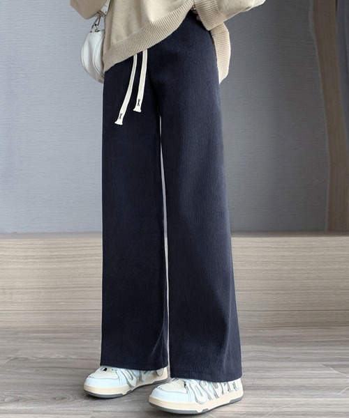 DAY CLOSET（デイ クローゼット）の「【裏起毛/大きいサイズ有/ゴム入り/調節紐付き】冬もぽかぽか。コーデュロイイージーワイドパンツ レディース（その他パンツ・レディース・ダークグレー/ブラウン/ブラック/アイボリー・L/M/XL/S）」の10枚目の写真