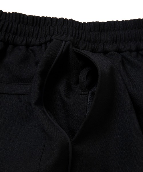 COOTIE PRODUCTIONS（クーティープロダクションズ）の「Polyester Twill Wide Training Pants（その他パンツ・メンズ・ブラック・MEDIUM/LARGE/SMALL）」の4枚目の写真
