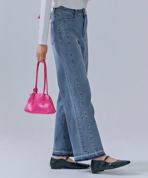 CHASECULT(チェイスカルト)の「女性Mトーン前面切り替えワイドデニムパンツ-CERG2366B0N(デニムパンツ・レディース・ブルー・64/67/70/74)」の3枚目の写真