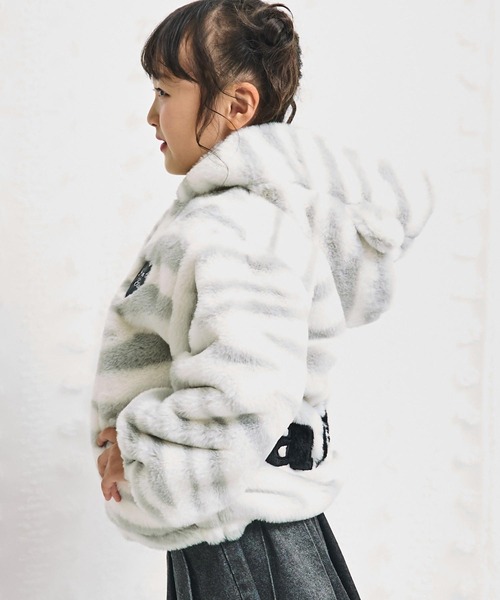 ANAP kids（アナップキッズ）の「ワッペンロゴ ネコ耳フードファー