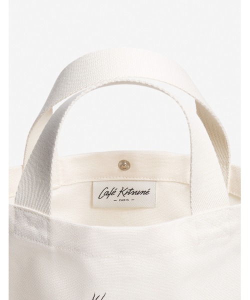 Maison Kitsune(メゾンキツネ)の「BARISTA FOX MINI TOTE(トートバッグ・メンズ・クリーム・U)」の4枚目の写真