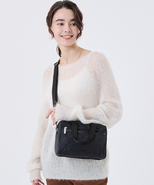 LeSportsac(レスポートサック)の「EVERYDAY SM SATCHEL ブラッククロスデボス(ショルダーバッグ・レディース・ブラック・FREE)」の1枚目の写真