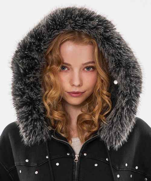 WISH FOR EVER（ウィッシュフォーエバー）の「STUDS & EYELETS DESIGN 2WAY FAKE FUR ZIP HOODIE / スタッズ＆アイレットデザイン2WAYフェイクファージップフーディ（パーカー・メンズ・ブラウン/ブラック・MEDIUM/SMALL/LARGE）」の22枚目の写真