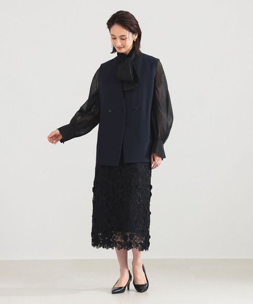 Demi-Luxe BEAMS（デミルクス ビームス）の「ラペルレス 2ボタン ジレ（ベスト・レディース・ネイビー/アイボリー・36/38）」の16枚目の写真