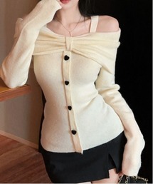 ＆soiree（アンドソワレ）の「リボンネックオフショルボタンニット（ニット/セーター・レディース）」