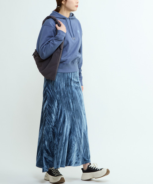 CONVERSE TOKYO(コンバーストウキョウ)の「BACK LOGO HOODIE(パーカー・レディース・ブルー/オフホワイト/ブラック・FREE)」の14枚目の写真