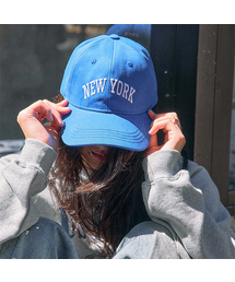 ERER（エルエル）の「Embroidered New York Artwork Baseball Cap Blue（キャップ）」