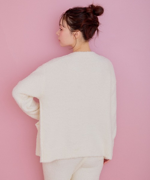 ELLEgirl（エルガール）の「《Barbie×ELLEgirl》マシュマロタッチニットVネックカーディガン（ニット/セーター・レディース・アイボリー・FREE）」の5枚目の写真