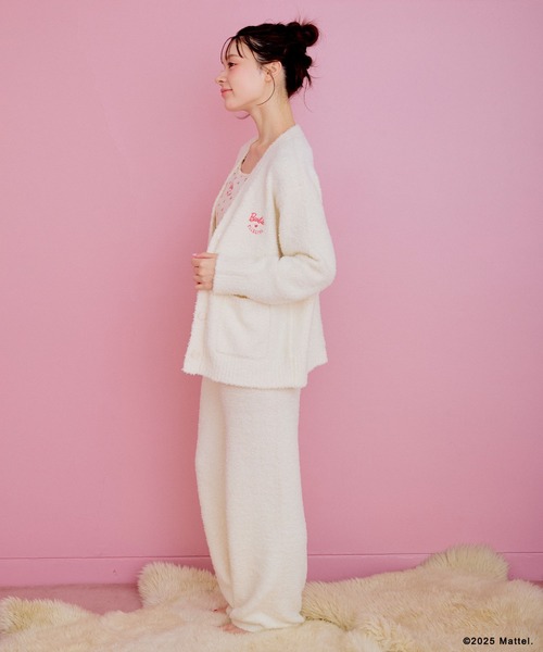 ELLEgirl（エルガール）の「《Barbie×ELLEgirl》マシュマロタッチニットVネックカーディガン（ニット/セーター・レディース・アイボリー・FREE）」の11枚目の写真