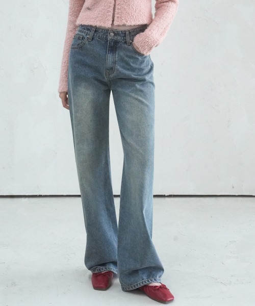 Vivacious(ビバシャス)の「D Brush Straight Denim Pants BLACK(デニムパンツ・レディース・ブラック・SMALL/MEDIUM/LARGE)」の2枚目の写真
