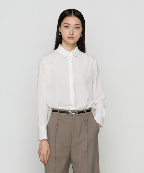 COMME CA(コムサ)の「〔 TALLサイズ 〕 パウダーデシン/デシンストライプ シャツ(シャツ/ブラウス・レディース・ホワイト/グレー/ブラック・15号/13号)」の1枚目の写真