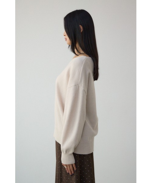 AZUL by moussy(アズールバイマウジー)の「Vネックアソートカラーニットプルオーバー(ニット/セーター・レディース・ブラック/レッド/グレー系その他/アイボリー/ブルー・FREE)」の11枚目の写真