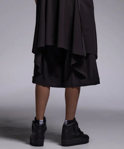 kiryuyrik（キリュウキリュウ）の「Kiryuyrik/キリュウキリュウ/3/4 Wide Slacks / 七分丈 ワイドスラックス（スラックス・メンズ・ブラック・LARGE/MEDIUM/SMALL）」の3枚目の写真