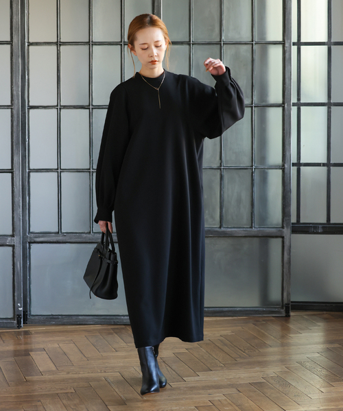 JOURNAL STANDARD（ジャーナルスタンダード）の「《WEB限定追加》ダブルクロスロングワンピース（ワンピース・レディース・ブラック/ネイビー・38/36）」の3枚目の写真