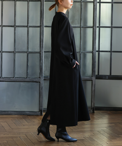 JOURNAL STANDARD（ジャーナルスタンダード）の「《WEB限定追加》ダブルクロスロングワンピース（ワンピース・レディース・ブラック/ネイビー・38/36）」の14枚目の写真