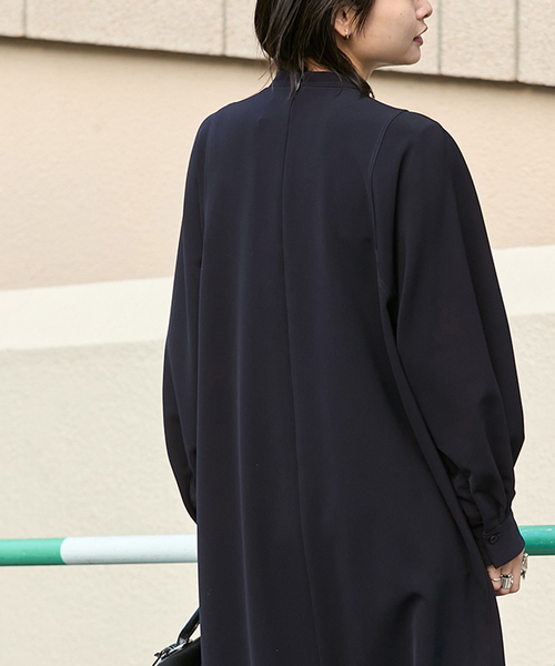 JOURNAL STANDARD（ジャーナルスタンダード）の「《WEB限定追加》ダブルクロスロングワンピース（ワンピース・レディース・ブラック/ネイビー・38/36）」の17枚目の写真