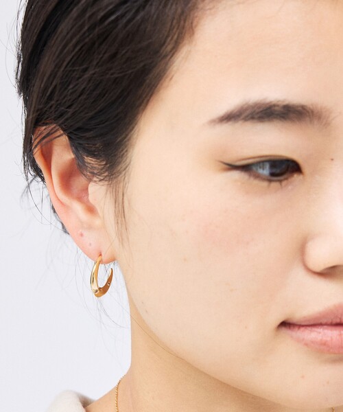 Rouge vif（ルージュヴィフ）の「【LILI CLASPE/リリクラスプ】LUNA EARRING ルナピアス（ピアス（両耳用）・レディース・シルバー/ゴールド・フリー）」の5枚目の写真