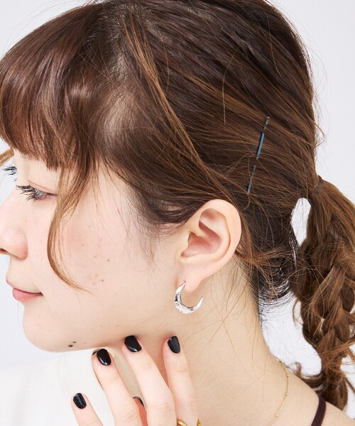 Rouge vif（ルージュヴィフ）の「【LILI CLASPE/リリクラスプ】LUNA EARRING ルナピアス（ピアス（両耳用）・レディース・シルバー/ゴールド・フリー）」の7枚目の写真