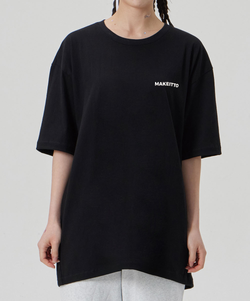 MAKEITTO（メイキット）の「[URBAN LETTERING] CREW NECK TEE_BLACK（Tシャツ/カットソー・メンズ・その他・MEDIUM/LARGE/X-LARGE/XX-LARGE）」の6枚目の写真