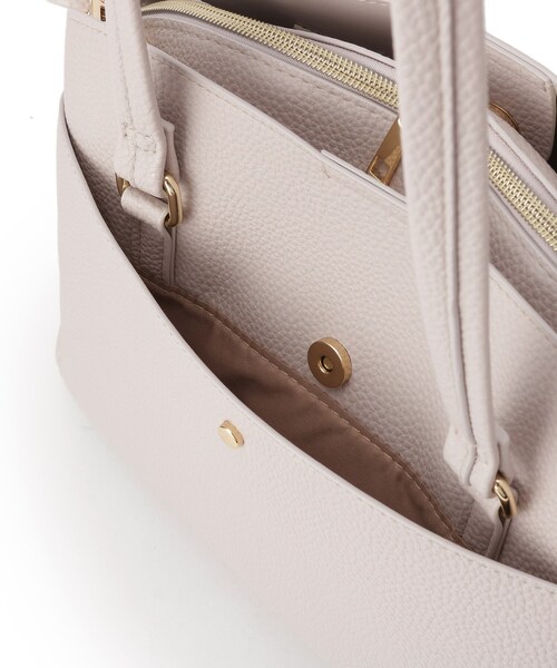 SHOO・LA・RUE（シューラルー）の「【軽量/2WAY】ロングハンドル ラウンドトートバッグ（トートバッグ・レディース・ベージュ/グレー/ブラック・00）」の6枚目の写真