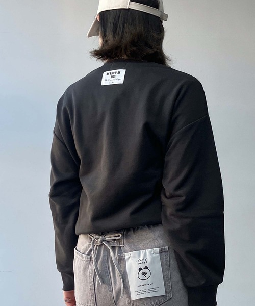 AS KNOW AS plus(アズノゥアズプラス)の「〇カレッジロゴ刺繍オーバーサイズスウェット【UNISEX ITEM】(スウェット・レディース・ダークグリーン/チャコールグレー/オフホワイト・FREE)」の18枚目の写真