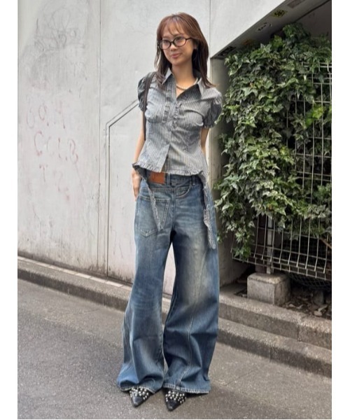 SLY（スライ）の「【2026SS新作】BACK TO FRONT DENIM PT バックトゥフロントデニムパンツ 冬服 春服（デニムパンツ・レディース・ブルー・2/1/0）」の15枚目の写真