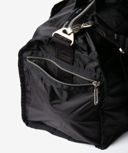 LeSportsac(レスポートサック)の「LeSportsac ESSENTIAL MEDIUM DUFFLE レスポートサック エッセンシャル ミディアム ボストンバッグ(ボストンバッグ・レディース・ブラック系1・FREE)」の8枚目の写真