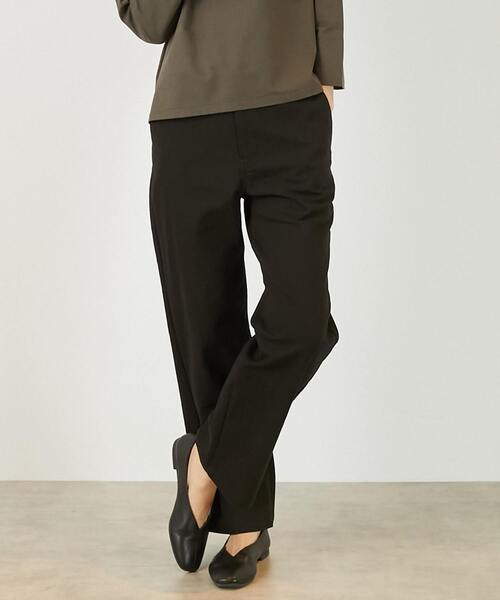 MELROSE claire(メルローズ クレール)の「《定番》TCツイルストレッチストレートパンツ(一部WEB限定サイズ)(その他パンツ・レディース・カーキ/アイボリー/ベージュ/ブラック・2/5/3/4)」の1枚目の写真