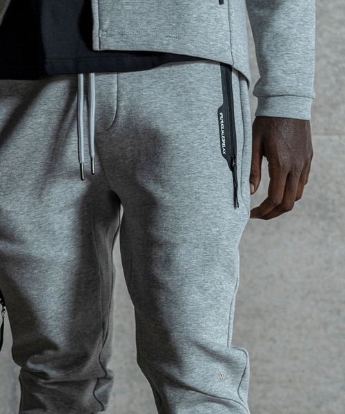 1PIU1UGUALE3  RELAX （ウノピゥウノウグァーレトレ リラックス）の「1PIU1UGUALE3 RELAX(ウノピゥウノウグァーレトレ リラックス)バーティカルポケット テックジョガーパンツ（スウェットパンツ・メンズ・グレー/ブラック/ホワイト・S/M/L/XL/XXL）」の5枚目の写真