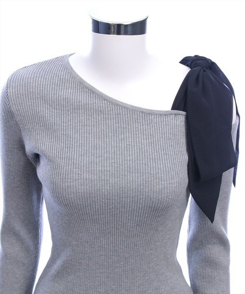 clear（クリア）の「シアーリボンワンショルニットトップス[大人 フェミニン 上品]≪新作≫（ニット/セーター・レディース・グリーン/グレー/ブラック/アイボリー・F）」の20枚目の写真