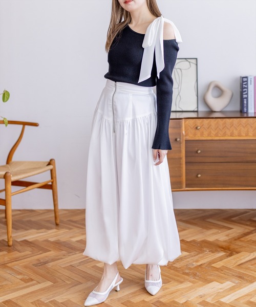 clear（クリア）の「シアーリボンワンショルニットトップス[大人 フェミニン 上品]≪新作≫（ニット/セーター・レディース・グリーン/グレー/ブラック/アイボリー・F）」の7枚目の写真