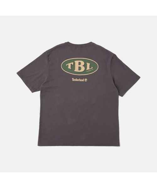 Timberland(ティンバーランド)の「ガスステーション バック グラフィック 半袖 Tシャツ メンズ(Tシャツ/カットソー・メンズ・ダークグレー・MEDIUM/LARGE/XX-LARGE/X-LARGE)」の2枚目の写真