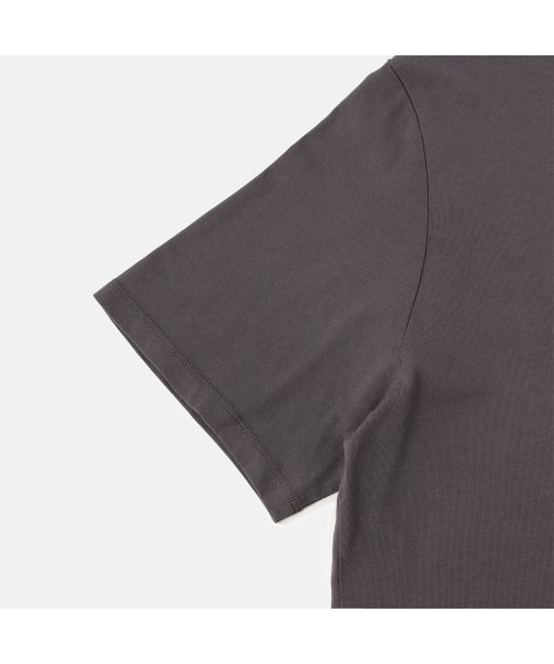 Timberland(ティンバーランド)の「ガスステーション バック グラフィック 半袖 Tシャツ メンズ(Tシャツ/カットソー・メンズ・ダークグレー・MEDIUM/LARGE/XX-LARGE/X-LARGE)」の5枚目の写真