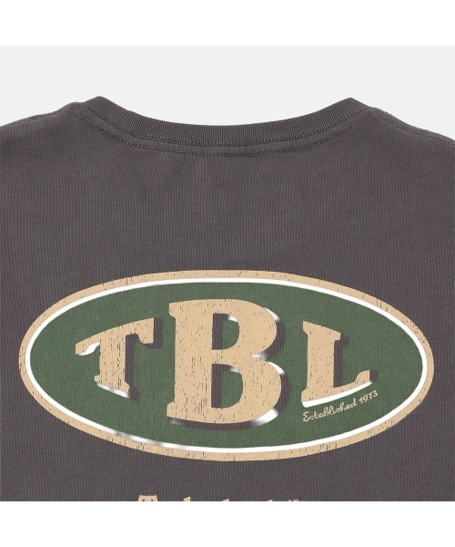 Timberland(ティンバーランド)の「ガスステーション バック グラフィック 半袖 Tシャツ メンズ(Tシャツ/カットソー・メンズ・ダークグレー・MEDIUM/LARGE/XX-LARGE/X-LARGE)」の8枚目の写真