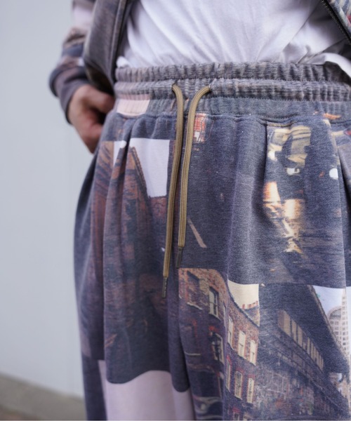 BEAVER（ビーバー）の「B omnivore/ビーオムニボー　GRAPHIC PANTS（スウェットパンツ・メンズ・ブラウン・M/L）」の5枚目の写真