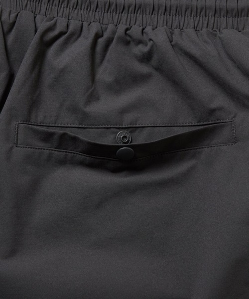 NEW ERA(ニューエラ)の「【NEW ERA】ユーティリティー ショートパンツ チャコールグレー Utility Short Pants OD UTILITY SPT CHA 261(その他パンツ・メンズ・チャコール・MEDIUM/LARGE/X-LARGE)」の9枚目の写真