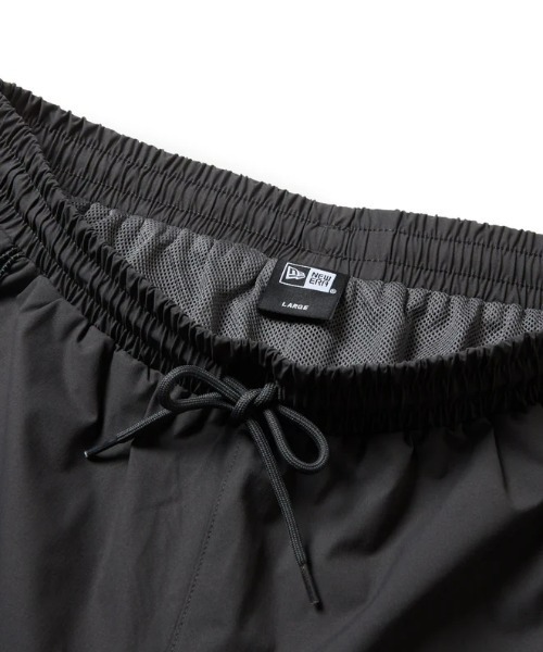 NEW ERA(ニューエラ)の「【NEW ERA】ユーティリティー ショートパンツ チャコールグレー Utility Short Pants OD UTILITY SPT CHA 261(その他パンツ・メンズ・チャコール・MEDIUM/LARGE/X-LARGE)」の3枚目の写真