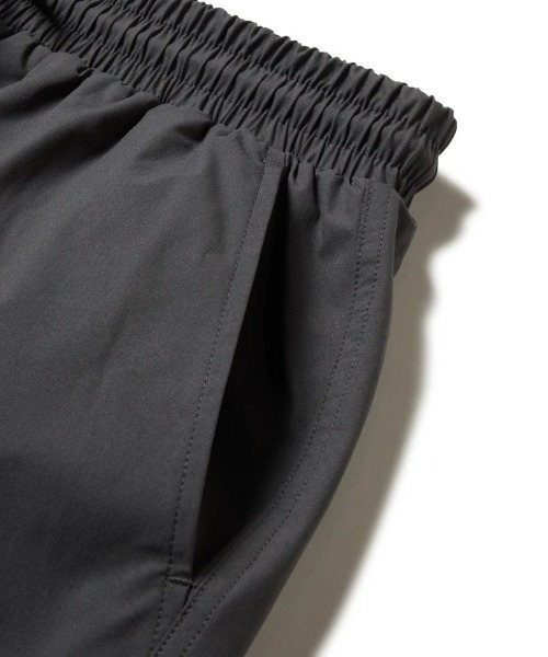 NEW ERA(ニューエラ)の「【NEW ERA】ユーティリティー ショートパンツ チャコールグレー Utility Short Pants OD UTILITY SPT CHA 261(その他パンツ・メンズ・チャコール・MEDIUM/LARGE/X-LARGE)」の4枚目の写真
