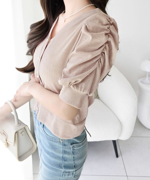 mily bilet(ミウィビレット)の「【mily bilet】さりげないラメで華やぐ。袖ギャザーパフスリーブラメテレコリブパール釦カーディガン(半袖)(カーディガン/ボレロ・レディース・ピンク/アイボリー/ブラック・LARGE/MEDIUM/SMALL/X-LARGE)」の7枚目の写真