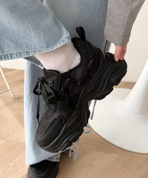 WEGO（ウィゴー）の「WEGO/リボンデザイン厚底スニーカー（スニーカー・レディース・ブラック/ホワイト・MEDIUM/SMALL/LARGE）」の21枚目の写真