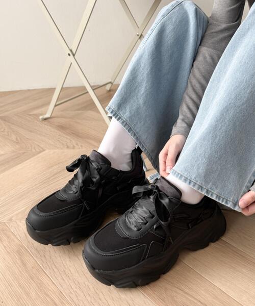 WEGO（ウィゴー）の「WEGO/リボンデザイン厚底スニーカー（スニーカー・レディース・ブラック/ホワイト・MEDIUM/SMALL/LARGE）」の22枚目の写真