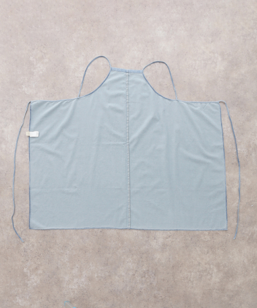 IENA（イエナ）の「BASERANGE/ベースレンジ YUMI APRON DRESS ワンピース（ワンピース・レディース・ブルー・FREE）」の6枚目の写真