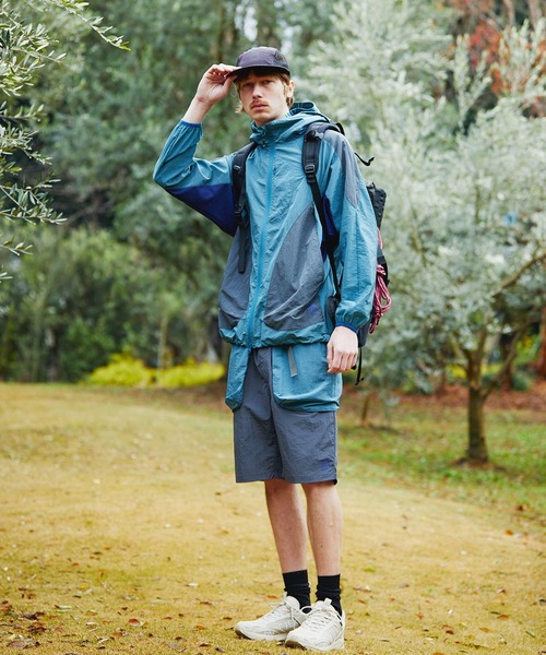 The DUFFER of ST.GEORGE（ザダファーオブセントジョージ）の「TECH RIPSTOP TRAIL MESH CAP：リップストップ×メッシュ コンビネーション トレイルキャップ（キャップ・メンズ・ブラック/ブルー・F）」の6枚目の写真