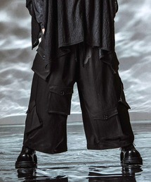NO ID.（ノーアイディ）の「【NO ID.】Asymmetry Wide Cargo Pants   アシンメトリーワイドカーゴパンツ（カーゴパンツ）」
