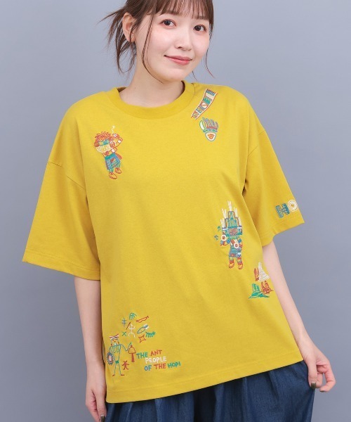 チチカカ(チチカカ)の「カッチーナ刺繍Tシャツ(Tシャツ/カットソー・レディース・マスタード/ブラック/ホワイト・FREE)」の3枚目の写真