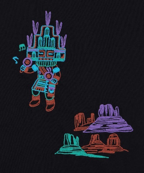 チチカカ(チチカカ)の「カッチーナ刺繍Tシャツ(Tシャツ/カットソー・レディース・マスタード/ブラック/ホワイト・FREE)」の12枚目の写真