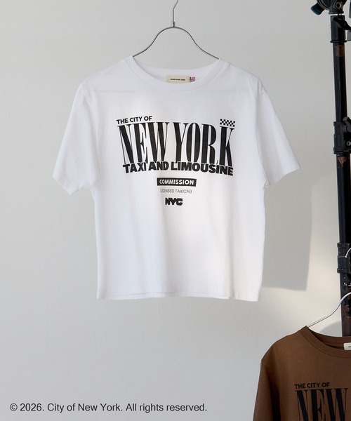 Andemiu(アンデミュウ)の「【NYC】TAXI AND LIMOUSINE T 651906(Tシャツ/カットソー・レディース・ホワイト/ダークブラウン・FREE)」の2枚目の写真