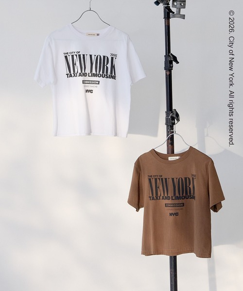 Andemiu(アンデミュウ)の「【NYC】TAXI AND LIMOUSINE T 651906(Tシャツ/カットソー・レディース・ホワイト/ダークブラウン・FREE)」の3枚目の写真