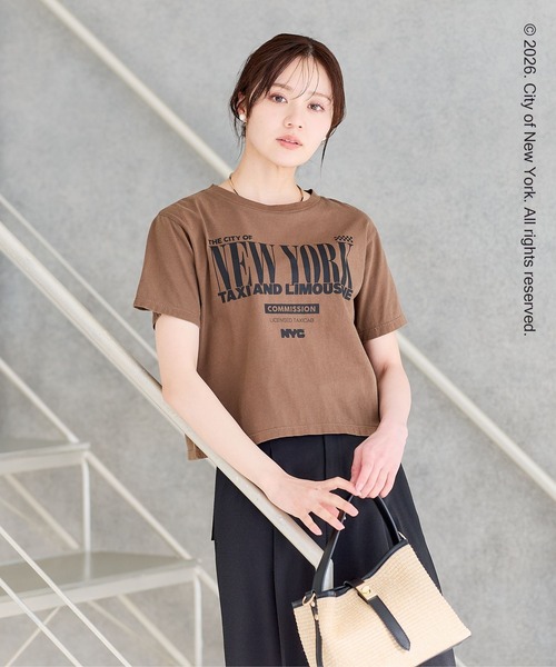 Andemiu(アンデミュウ)の「【NYC】TAXI AND LIMOUSINE T 651906(Tシャツ/カットソー・レディース・ホワイト/ダークブラウン・FREE)」の4枚目の写真